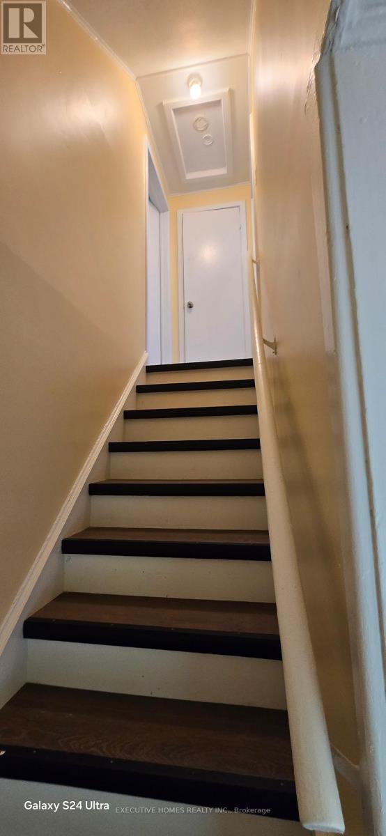 5176 Stanley Avenue, Niagara Falls, Ontario  L2E 5A4 - Photo 12 - X12412644