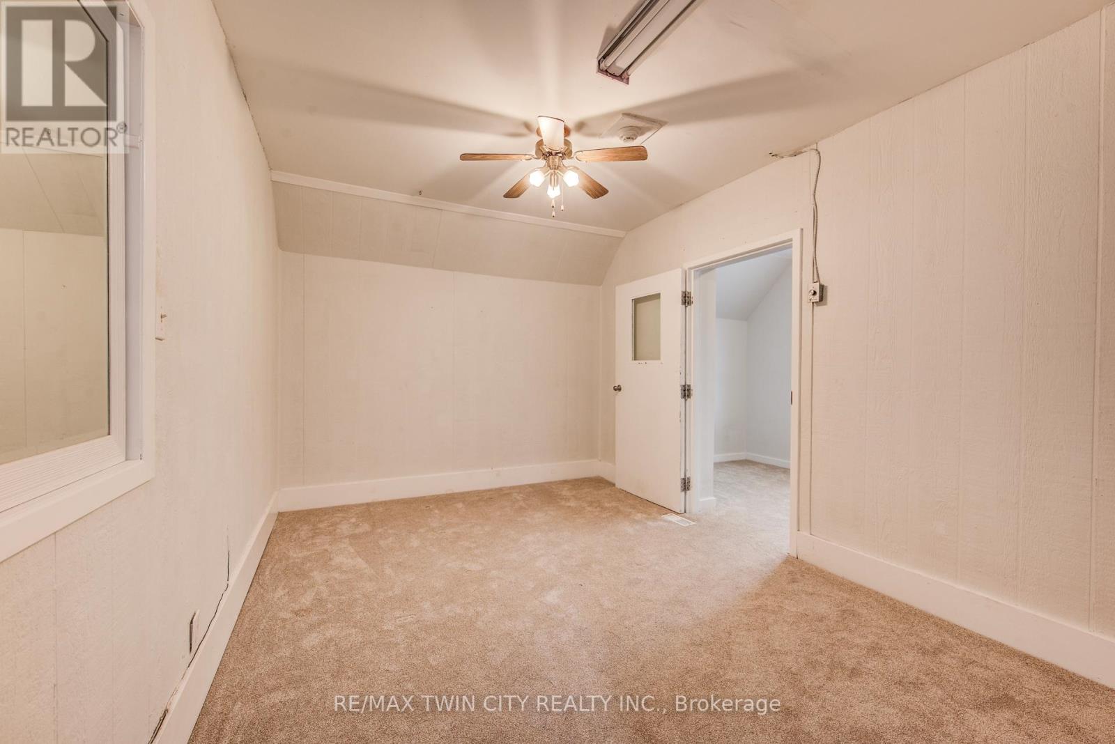 19 Schneider Avenue, Kitchener, Ontario  N2G 1K7 - Photo 14 - X12412655