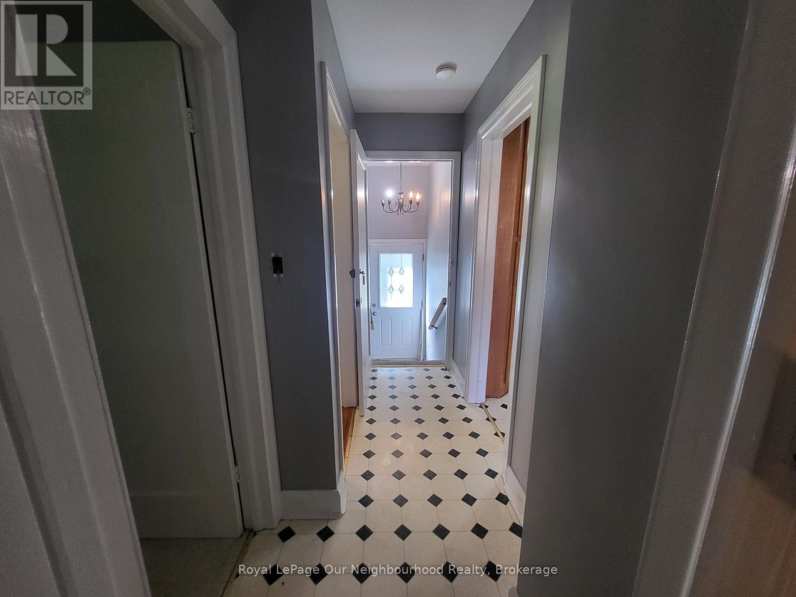 221 Liberty Street N, Clarington, Ontario  L1C 2M6 - Photo 7 - E12412831