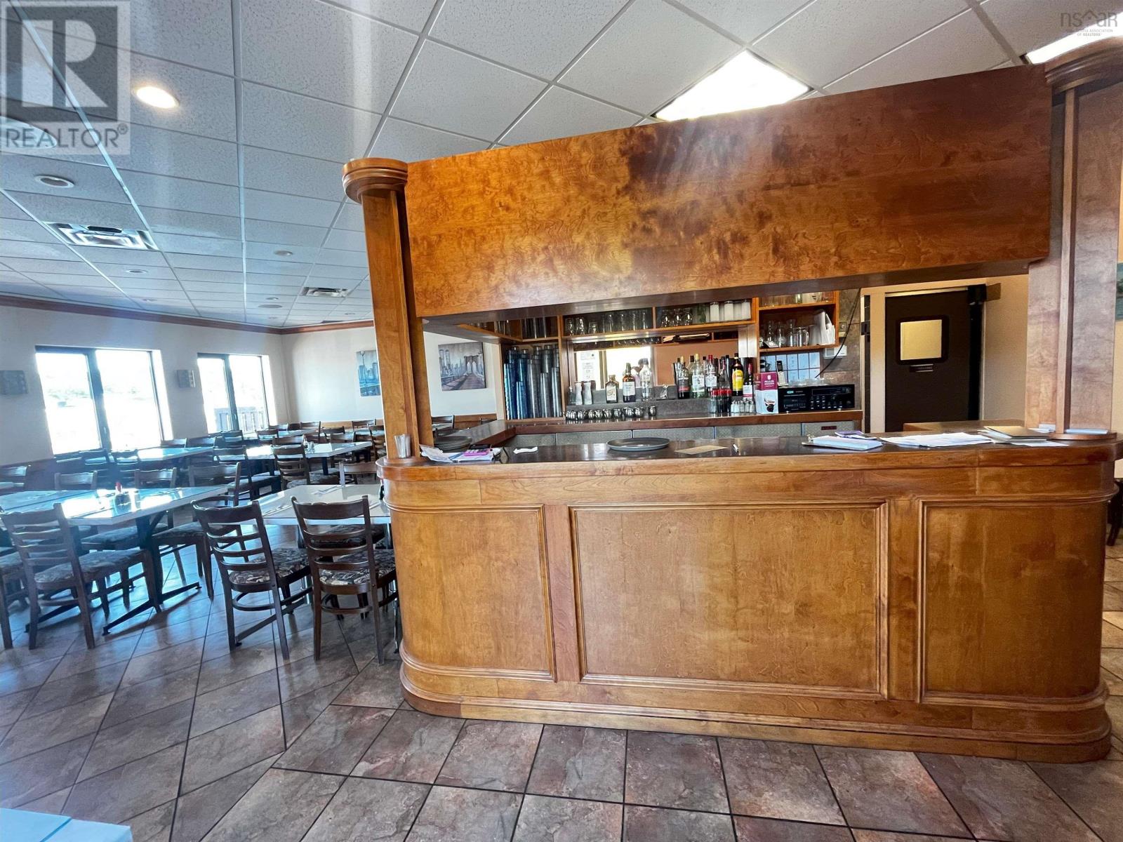 Ko's Restaurant, Bridgewater, Nova Scotia  B4V 1A9 - Photo 6 - 202523713