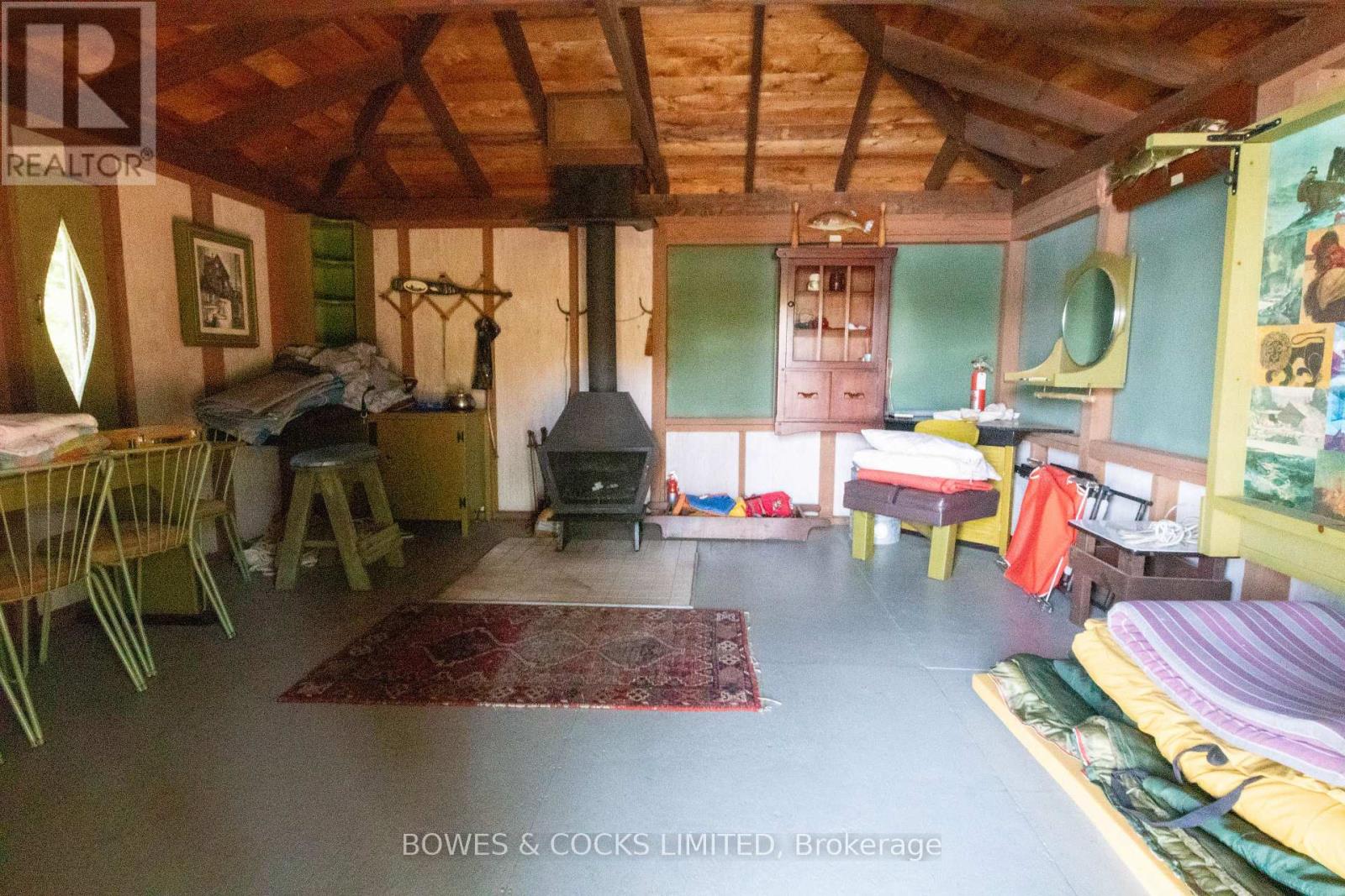 915 Madawaska River Drive, Madawaska Valley, Ontario  K0J 1L0 - Photo 19 - X12412775