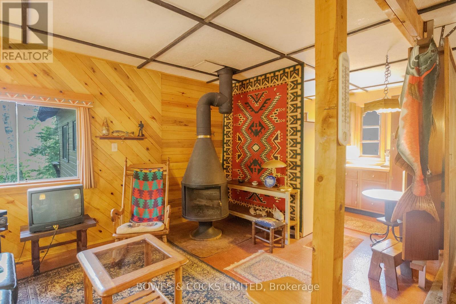 915 Madawaska River Drive, Madawaska Valley, Ontario  K0J 1L0 - Photo 24 - X12412775