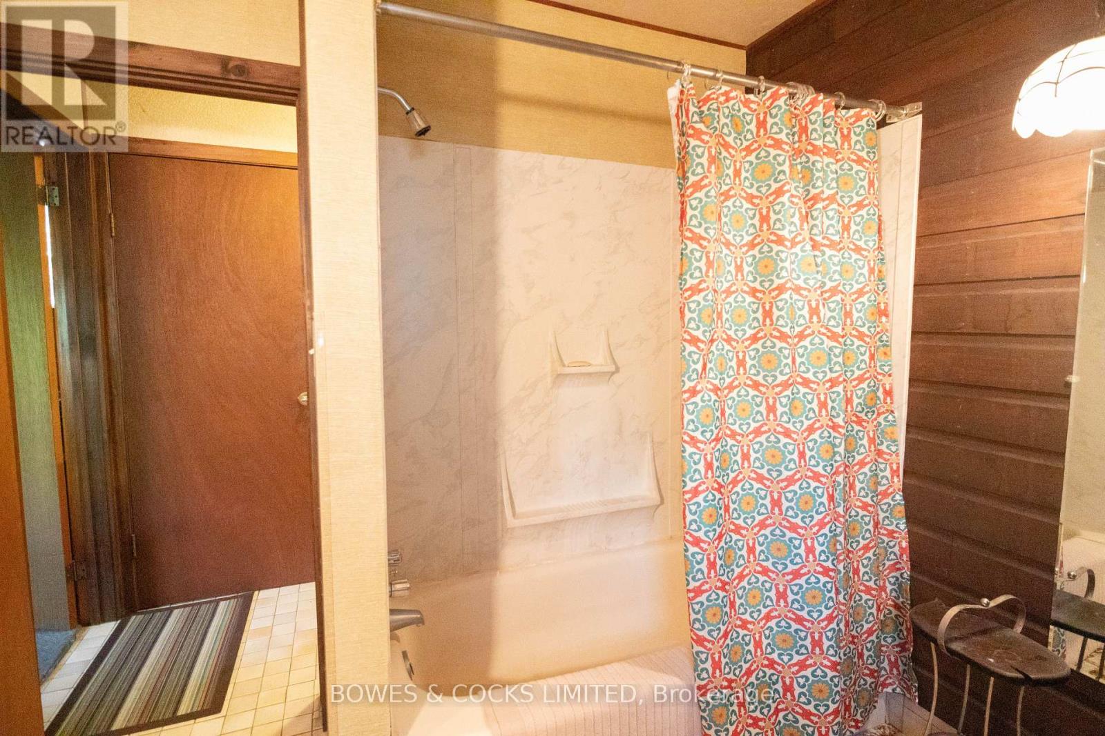 915 Madawaska River Drive, Madawaska Valley, Ontario  K0J 1L0 - Photo 33 - X12412775