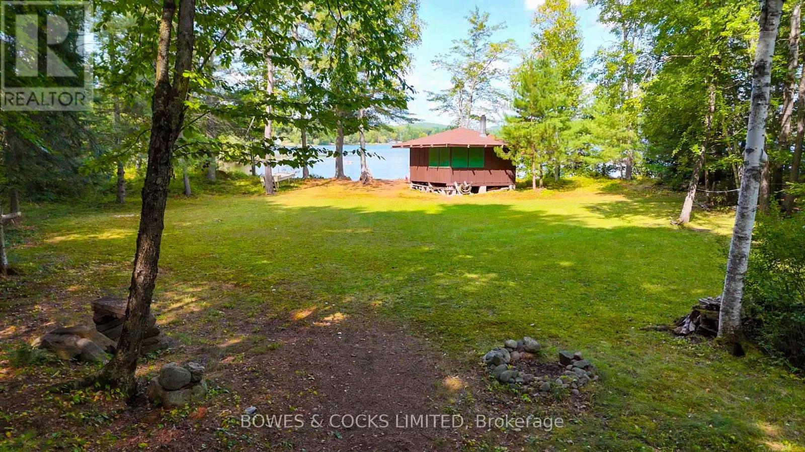 915 Madawaska River Drive, Madawaska Valley, Ontario  K0J 1L0 - Photo 8 - X12412775