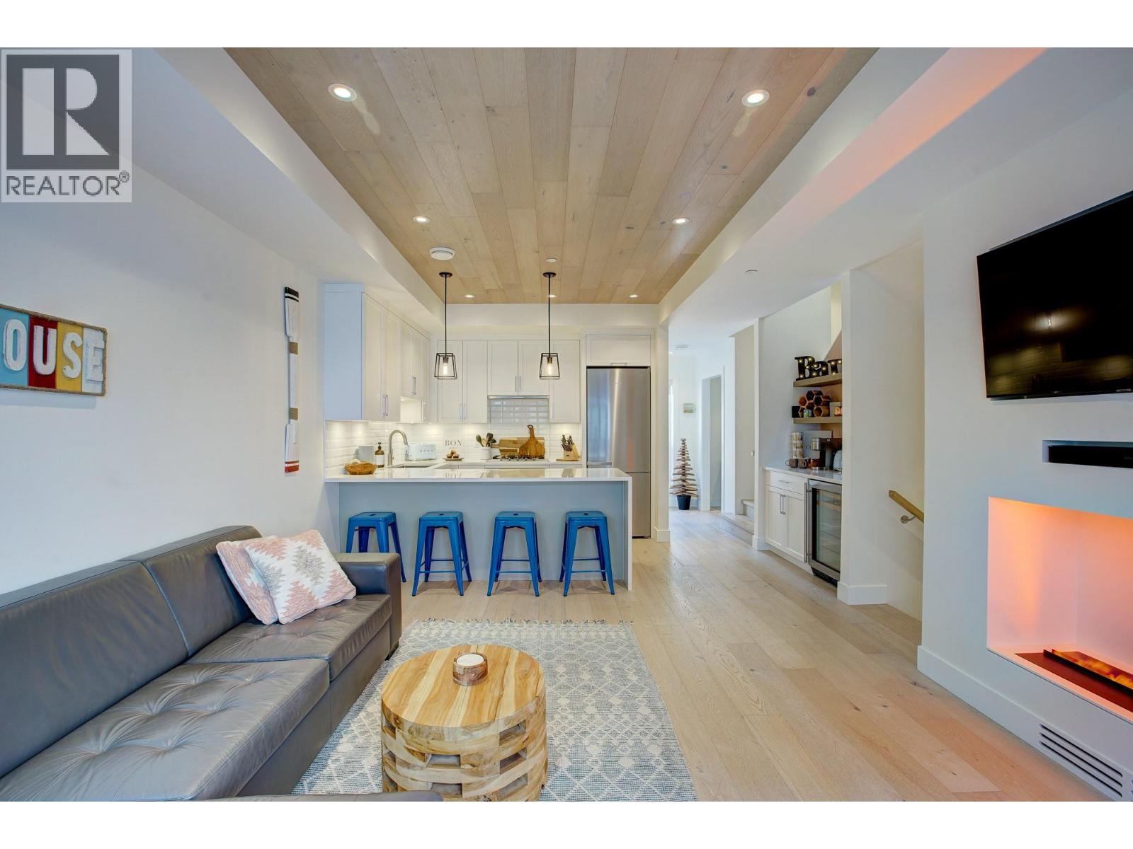 1308 Richter Street Unit# 102, kelowna, British Columbia