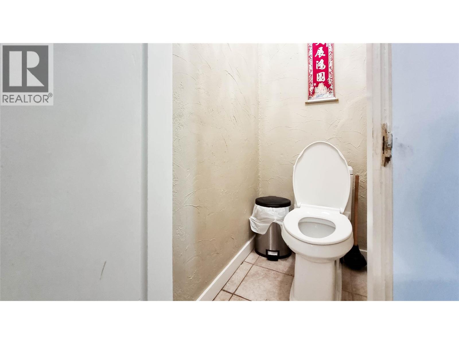 1607 Ellis Street, Kelowna, British Columbia  V1Y 2A8 - Photo 23 - 10363326