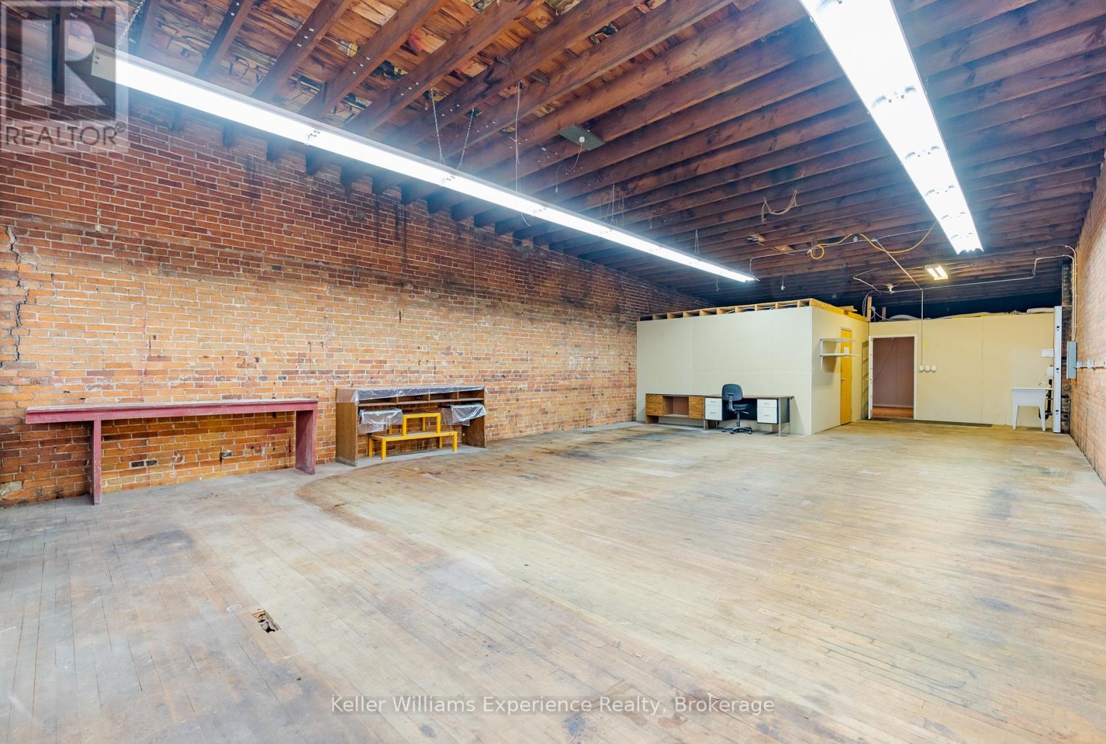 276 King Street, Midland, Ontario  L4R 3M6 - Photo 8 - S12412871