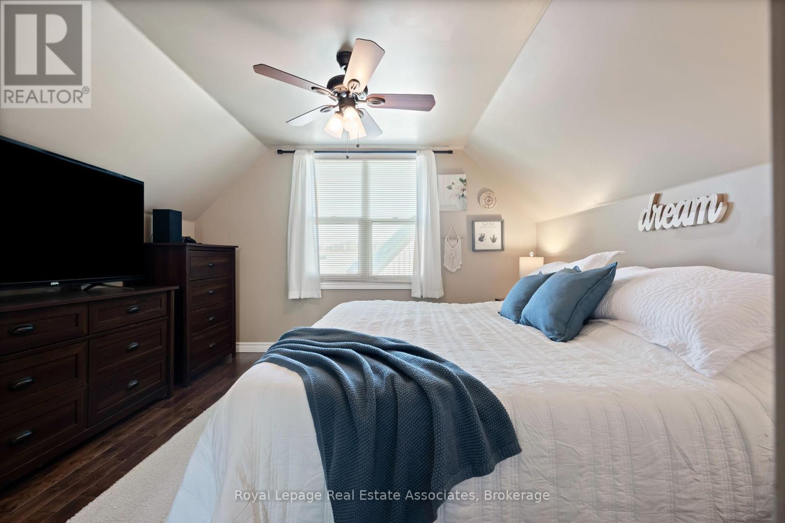 10 Normandy Boulevard, Halton Hills, Ontario  L7G 1W1 - Photo 26 - W12412683