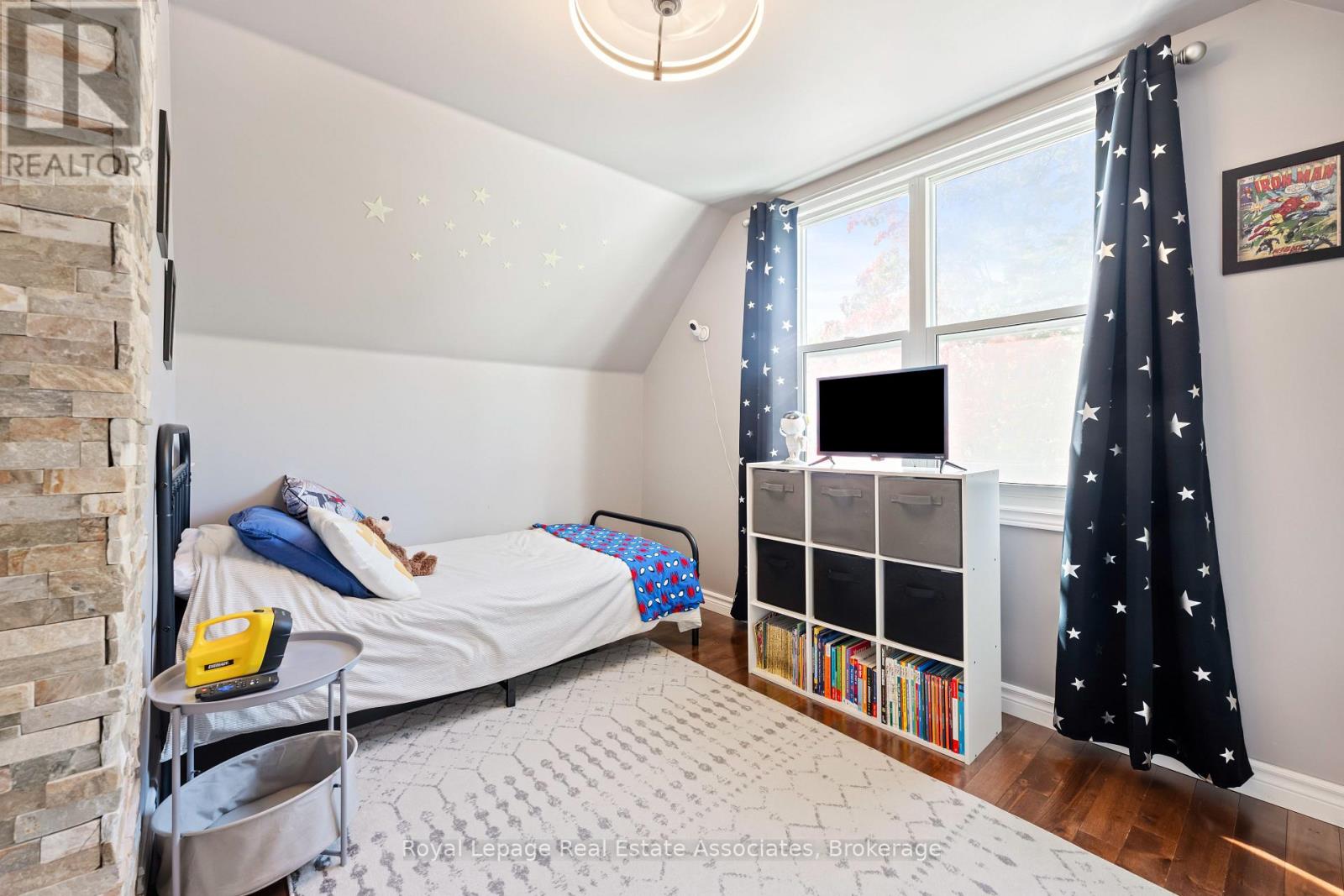 10 Normandy Boulevard, Halton Hills, Ontario  L7G 1W1 - Photo 28 - W12412683
