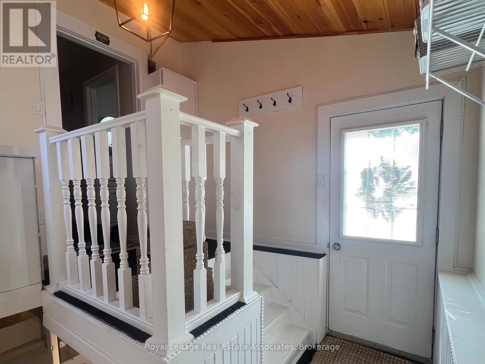 10 Normandy Boulevard, Halton Hills, Ontario  L7G 1W1 - Photo 32 - W12412683