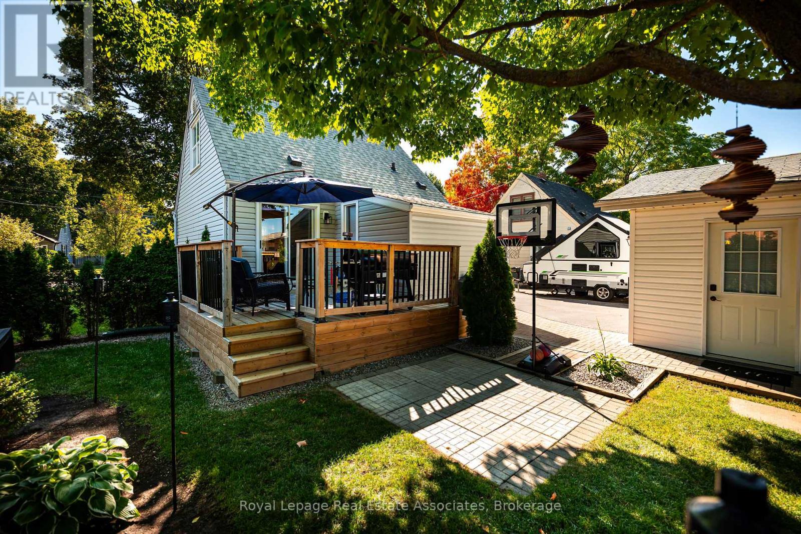 10 Normandy Boulevard, Halton Hills, Ontario  L7G 1W1 - Photo 37 - W12412683