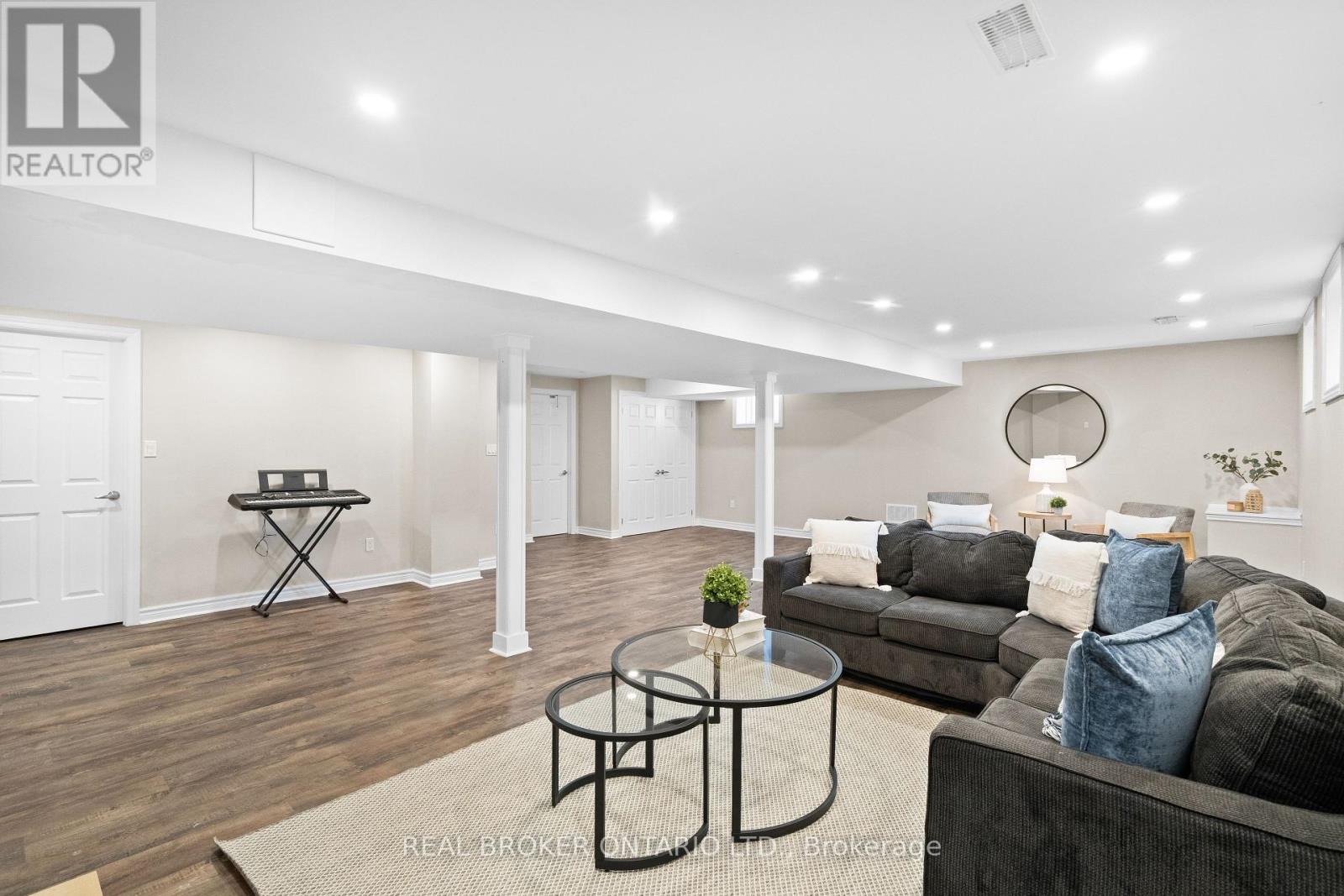 565 Attenborough Terrace, Milton, Ontario  L9T 8H6 - Photo 35 - W12412708