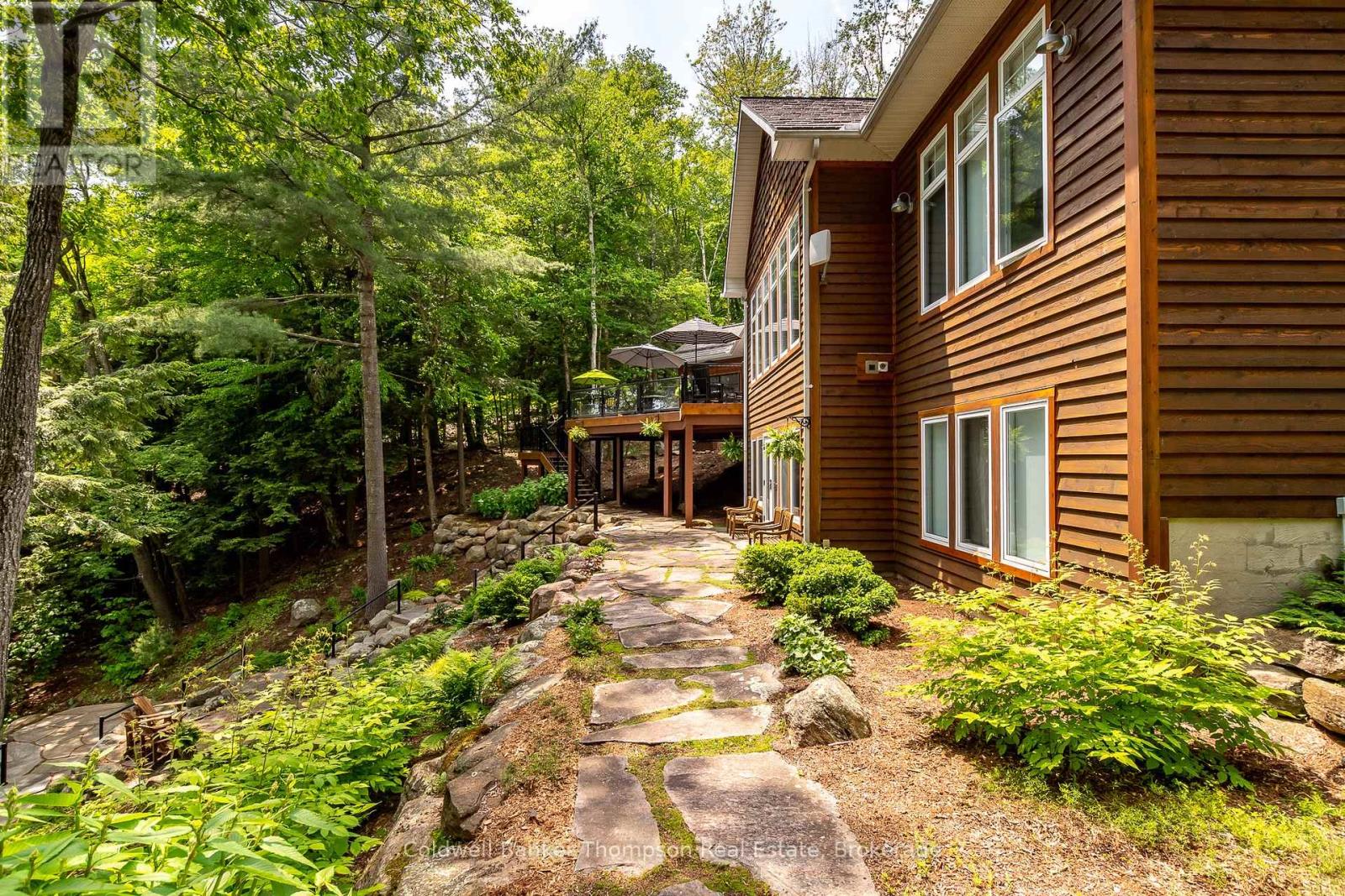 707 Evergreen Trail, Huntsville, Ontario  P1H 2L5 - Photo 32 - X12412918