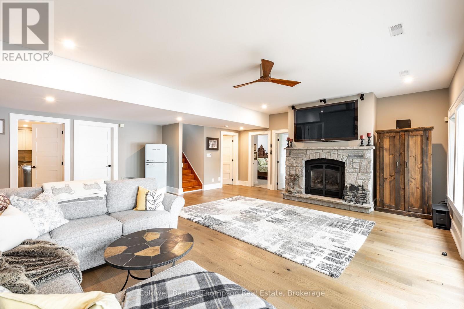 707 Evergreen Trail, Huntsville, Ontario  P1H 2L5 - Photo 24 - X12412918