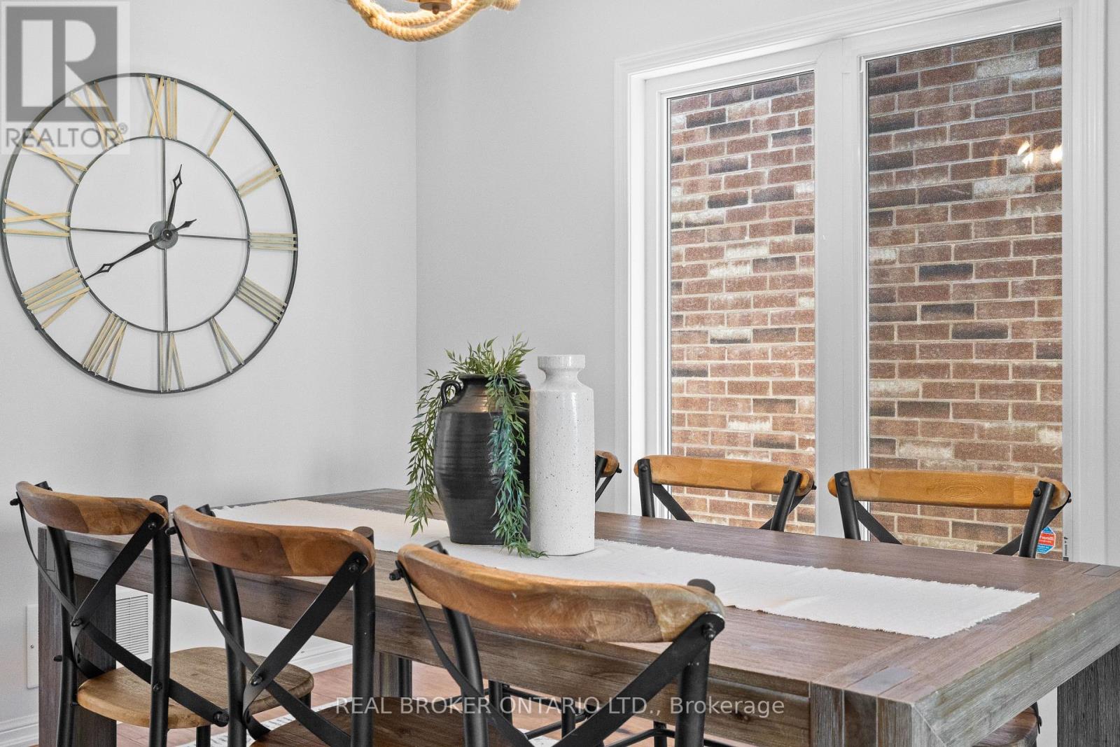 565 Attenborough Terrace, Milton, Ontario  L9T 8H6 - Photo 8 - W12412708