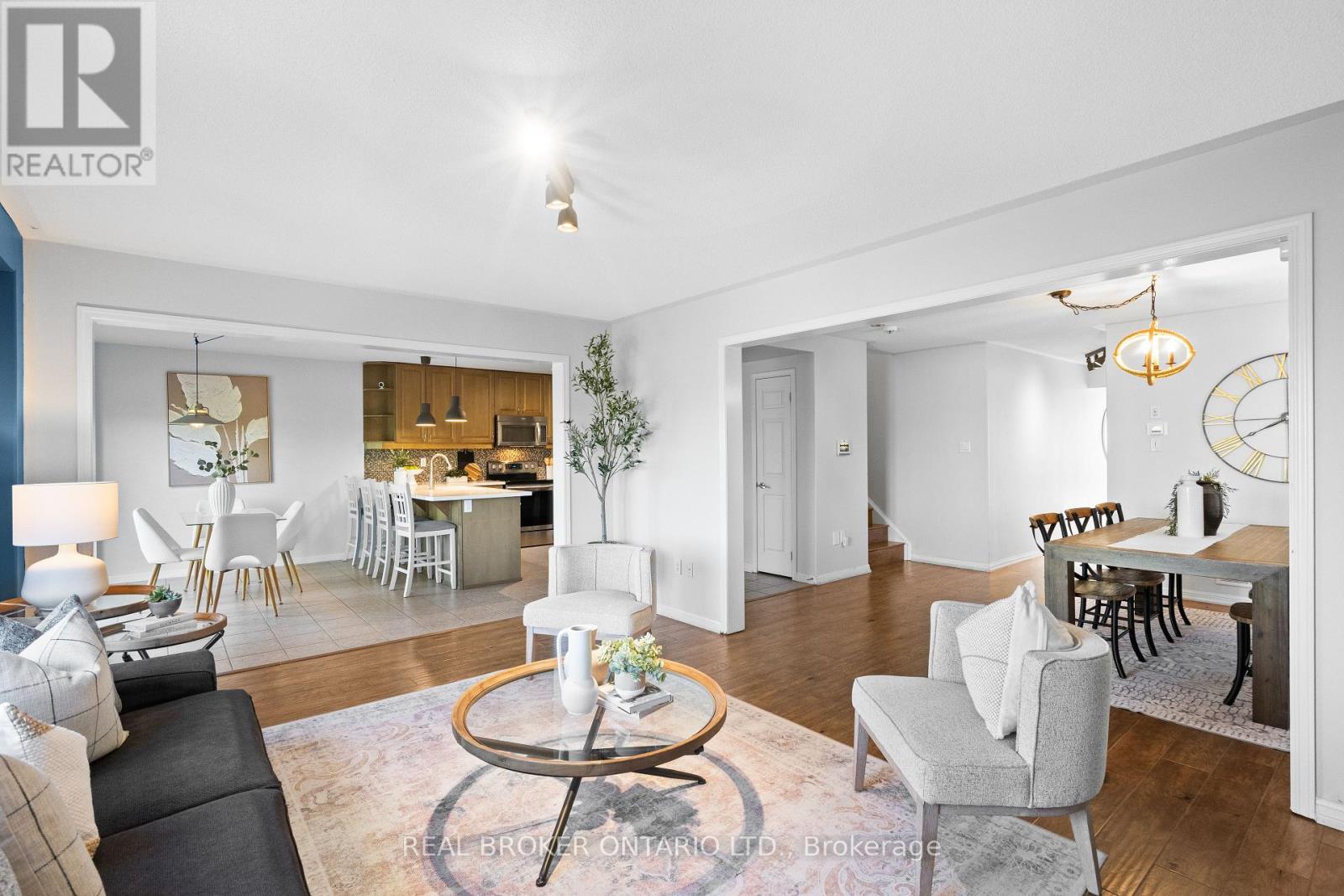 565 Attenborough Terrace, Milton, Ontario  L9T 8H6 - Photo 6 - W12412708