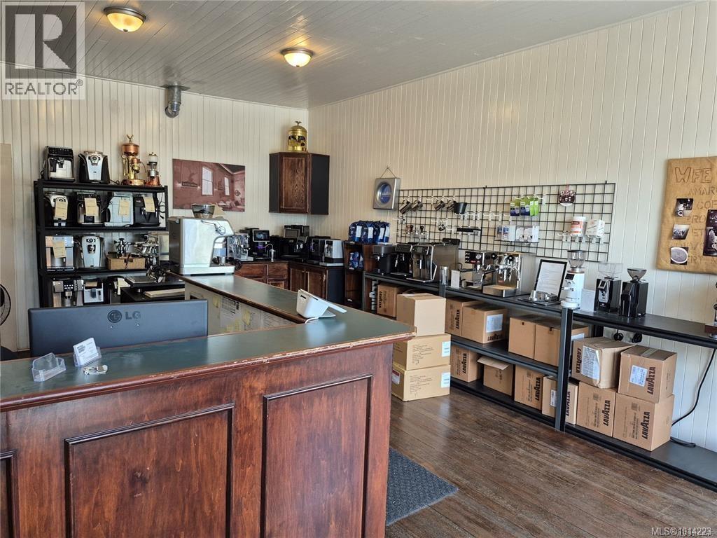 361/363 Burnside Rd E, Victoria, British Columbia  V9A 1A7 - Photo 4 - 1014223