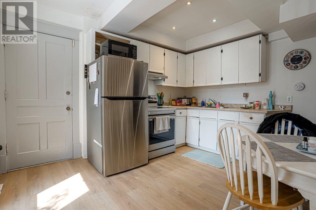 337 Burton Avenue, Sudbury, Ontario  P3C 4K4 - Photo 2 - 2124736