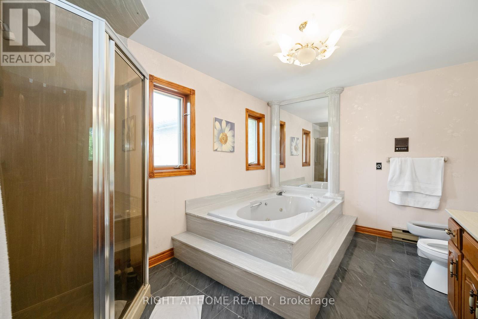 2650 Garrison Road, Fort Erie, Ontario  L0S 1N0 - Photo 30 - X12412686