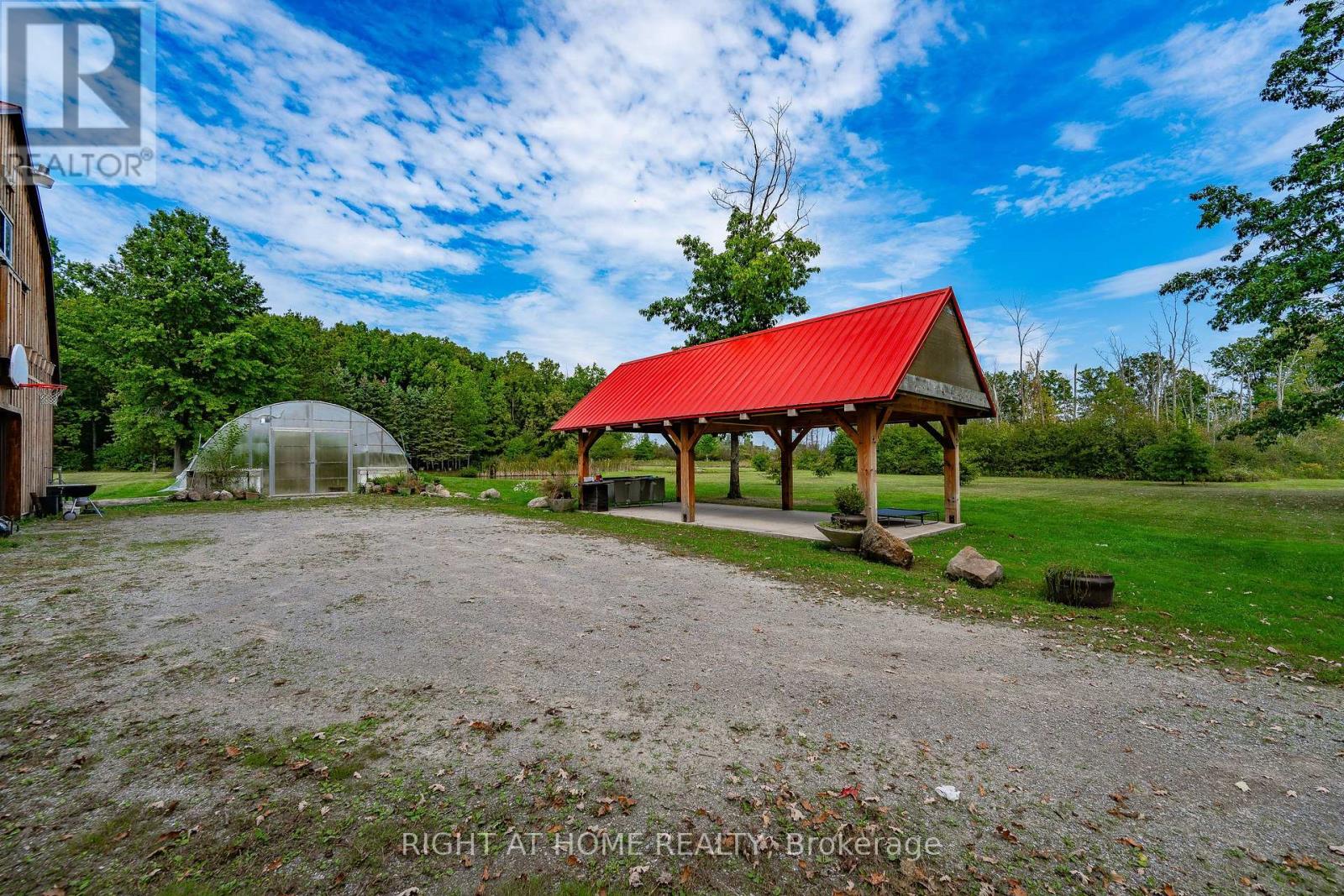 2650 Garrison Road, Fort Erie, Ontario  L0S 1N0 - Photo 31 - X12412686
