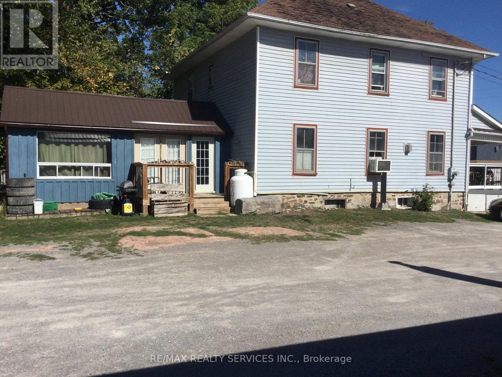1925 Lakehurst Road, Trent Lakes, Ontario  K9J 6X2 - Photo 9 - X12412728