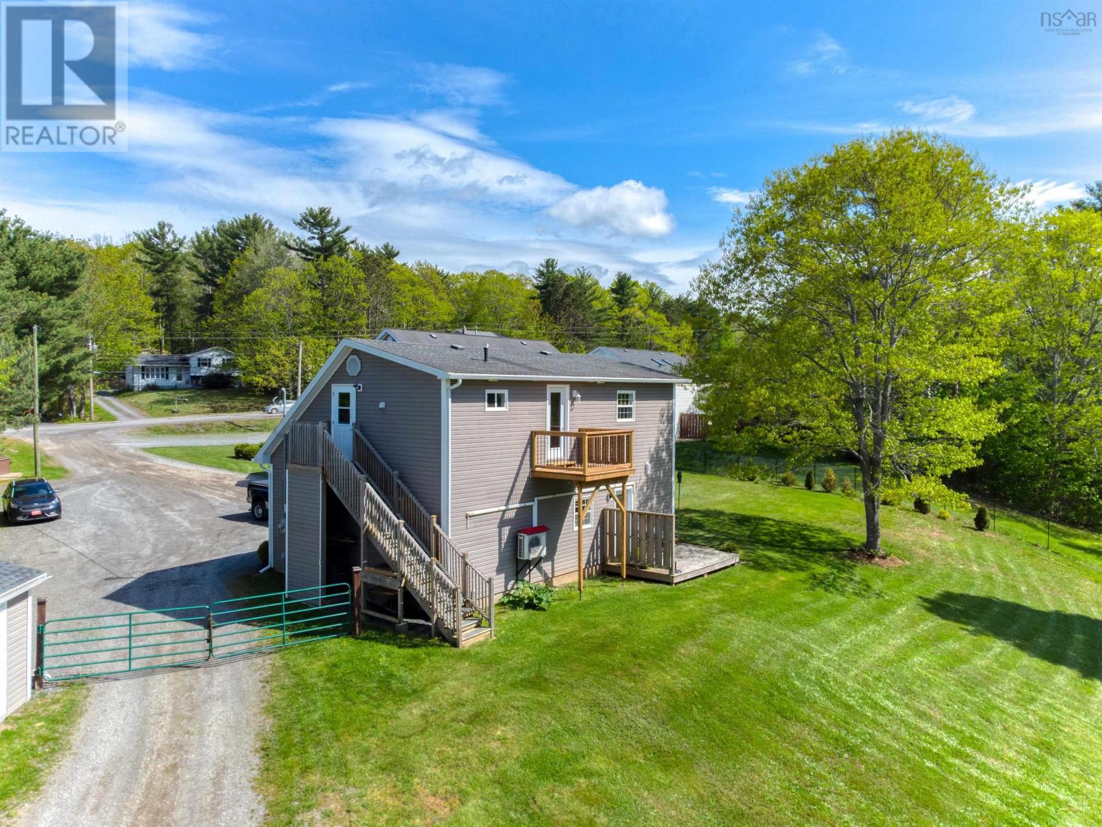 2989-2993 Lovett Road, Coldbrook, Nova Scotia  B4R 1A4 - Photo 8 - 202523347