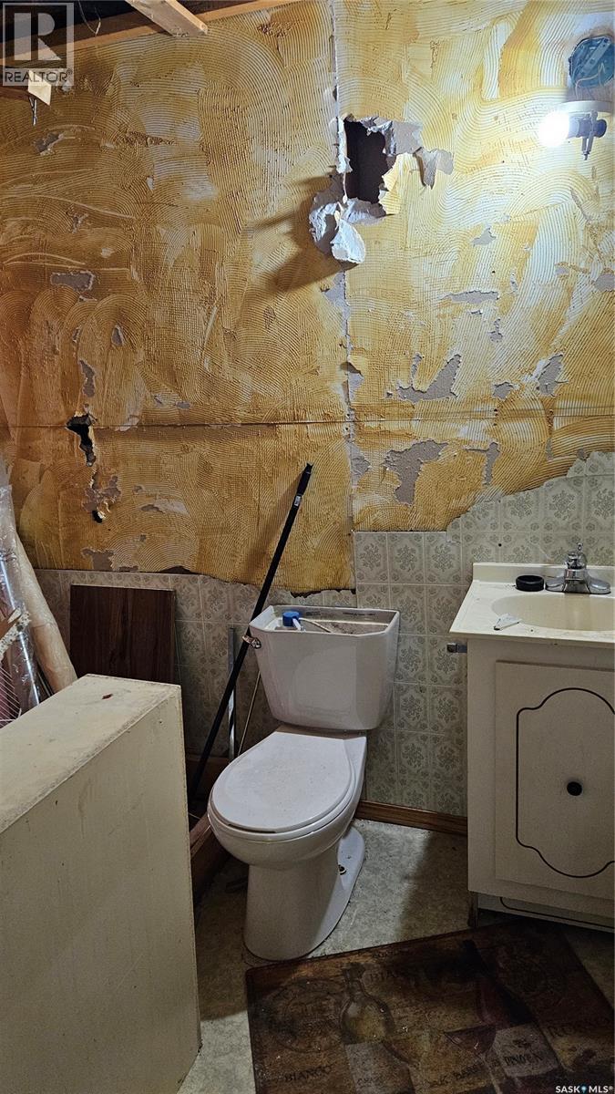 205 1st Street W, Langham, Saskatchewan  S0K 2L0 - Photo 27 - SK018564