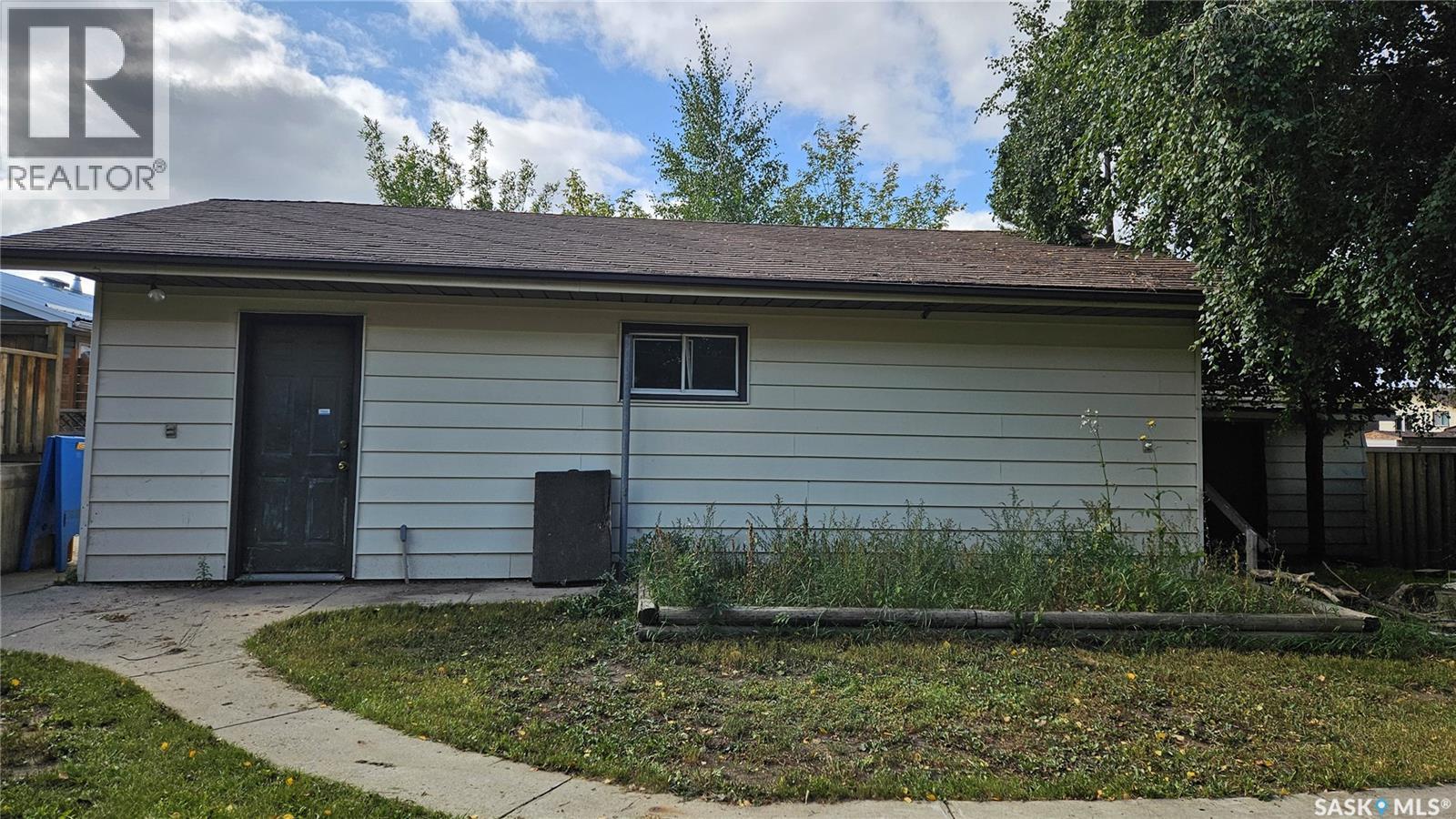 205 1st Street W, Langham, Saskatchewan  S0K 2L0 - Photo 34 - SK018564