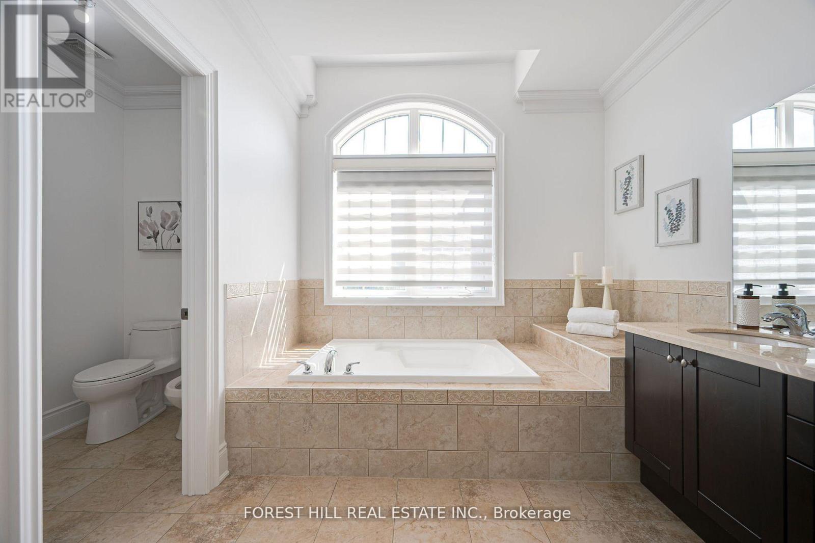 101 Glenheron Crescent, Vaughan, Ontario  L6A 1W7 - Photo 25 - N12374662