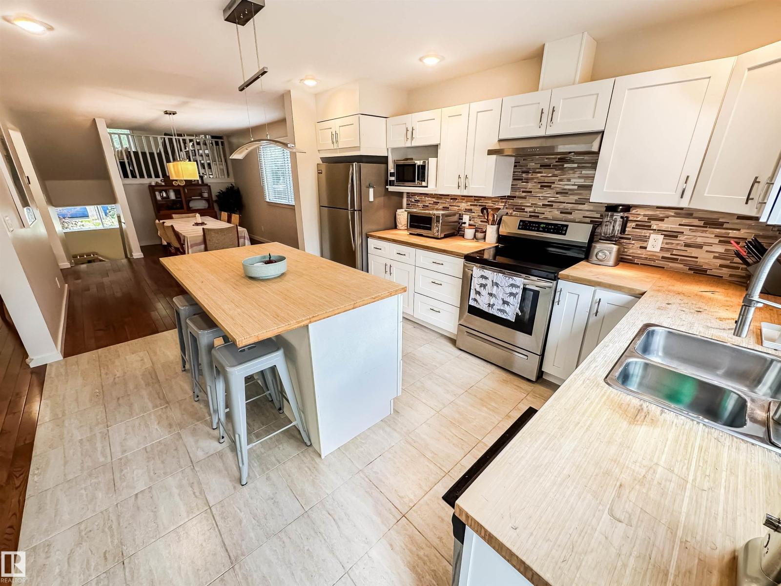12005 90 St Nw, Edmonton, Alberta  T5B 3Z2 - Photo 11 - E4458361
