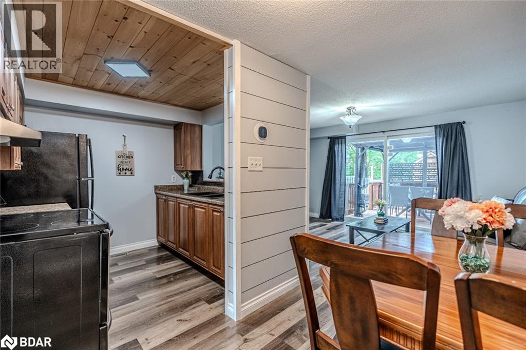 193 Nathan Crescent, Barrie, Ontario  L4N 0S4 - Photo 3 - 40771400