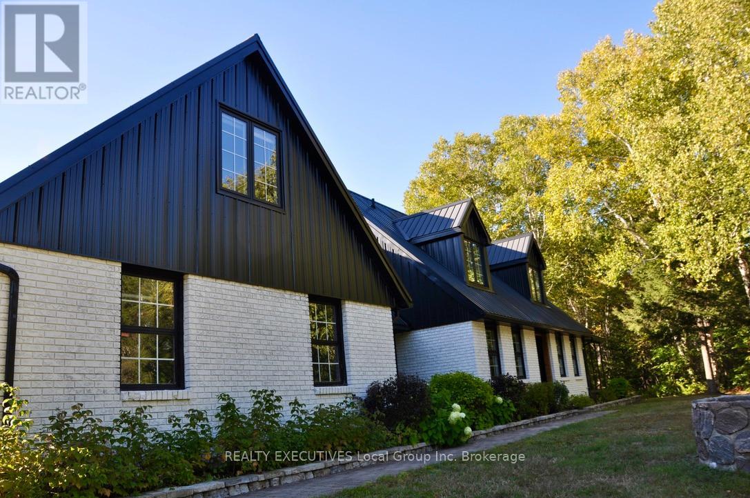 1 Springdale Drive, North Bay, Ontario  P1B 8G2 - Photo 41 - X12411541