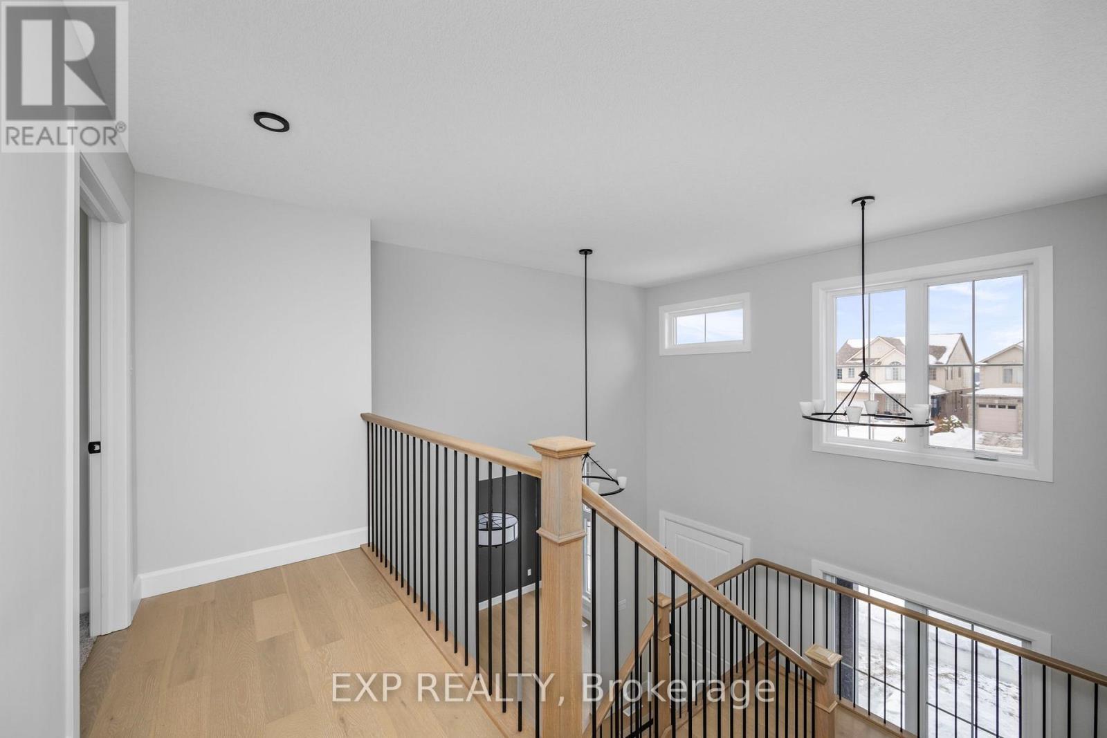 2060 Wickerson Road, London South, Ontario  N6K 5C4 - Photo 16 - X12405711