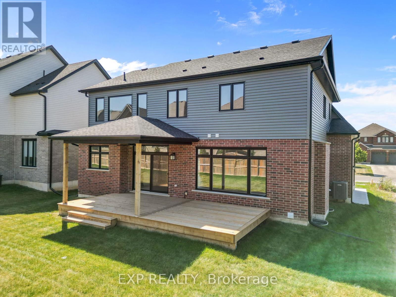 2060 Wickerson Road, London South, Ontario  N6K 5C4 - Photo 38 - X12405711