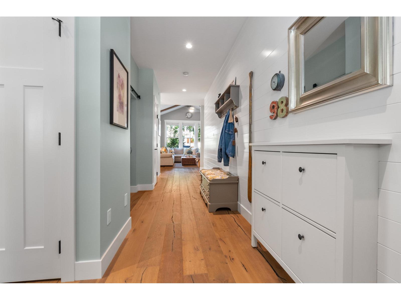 Property at 43390 CREEKSIDE CIRCLE image 4