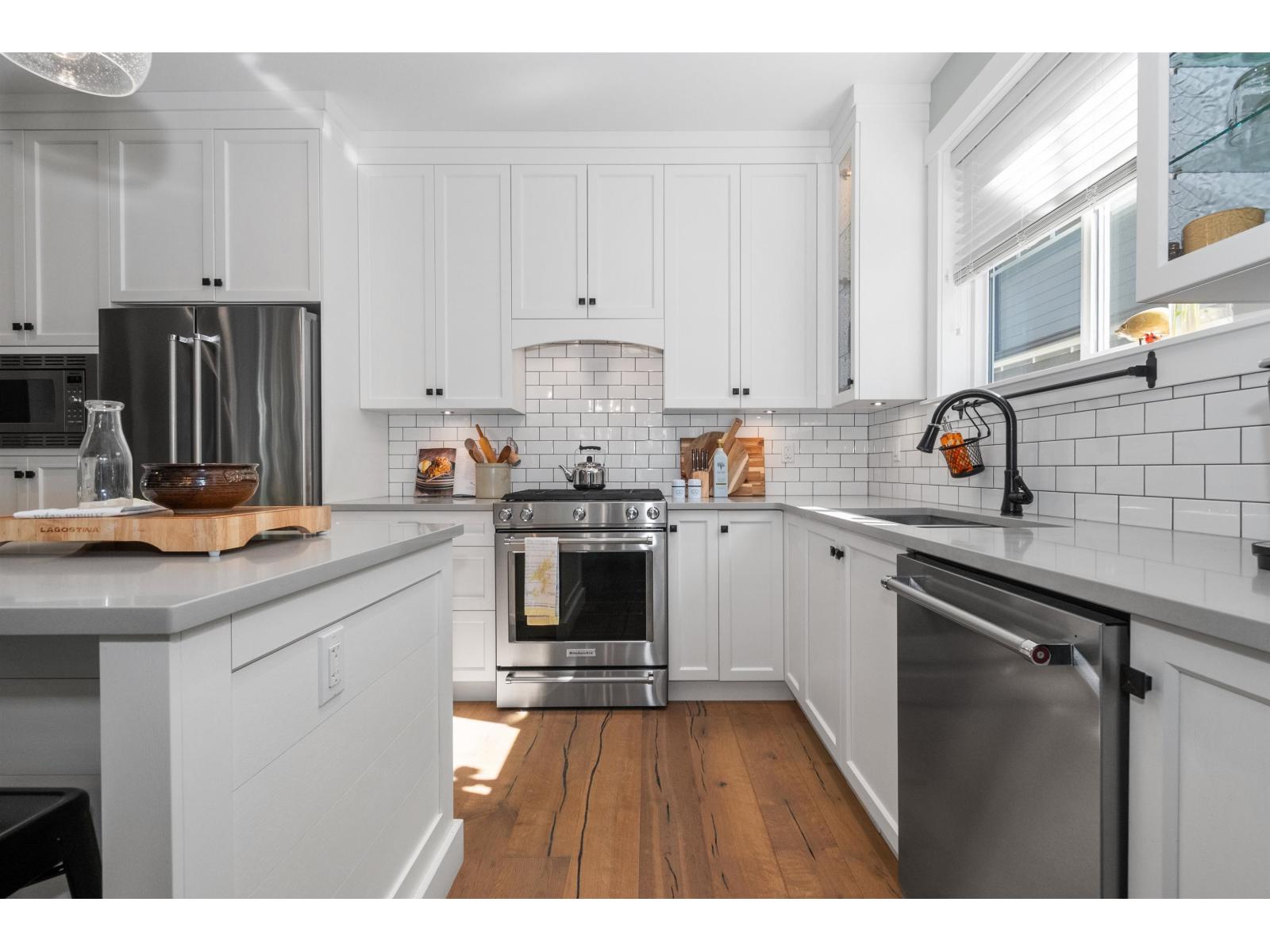 43390 Creekside Circle, Cultus Lake South, Lindell Beach, British Columbia  V2R 0Z4 - Photo 10 - R3049605