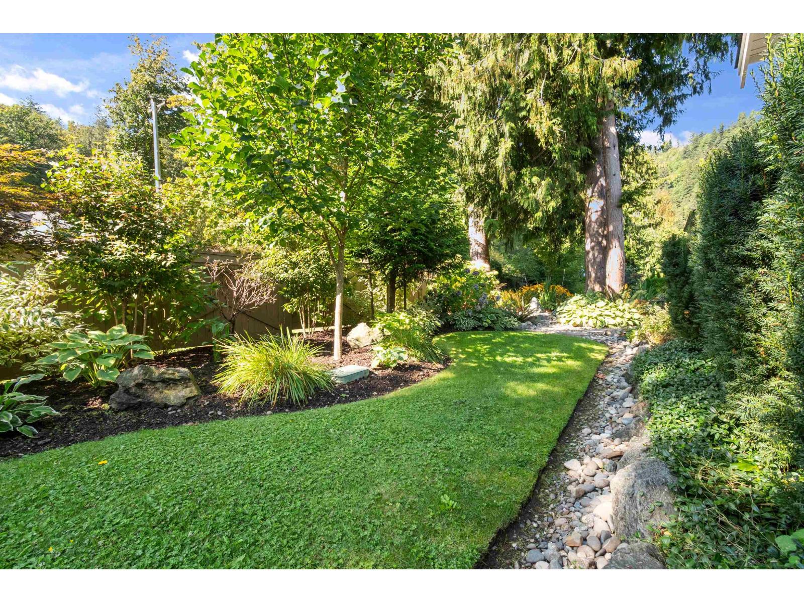 43390 Creekside Circle, Cultus Lake South, Lindell Beach, British Columbia  V2R 0Z4 - Photo 19 - R3049605