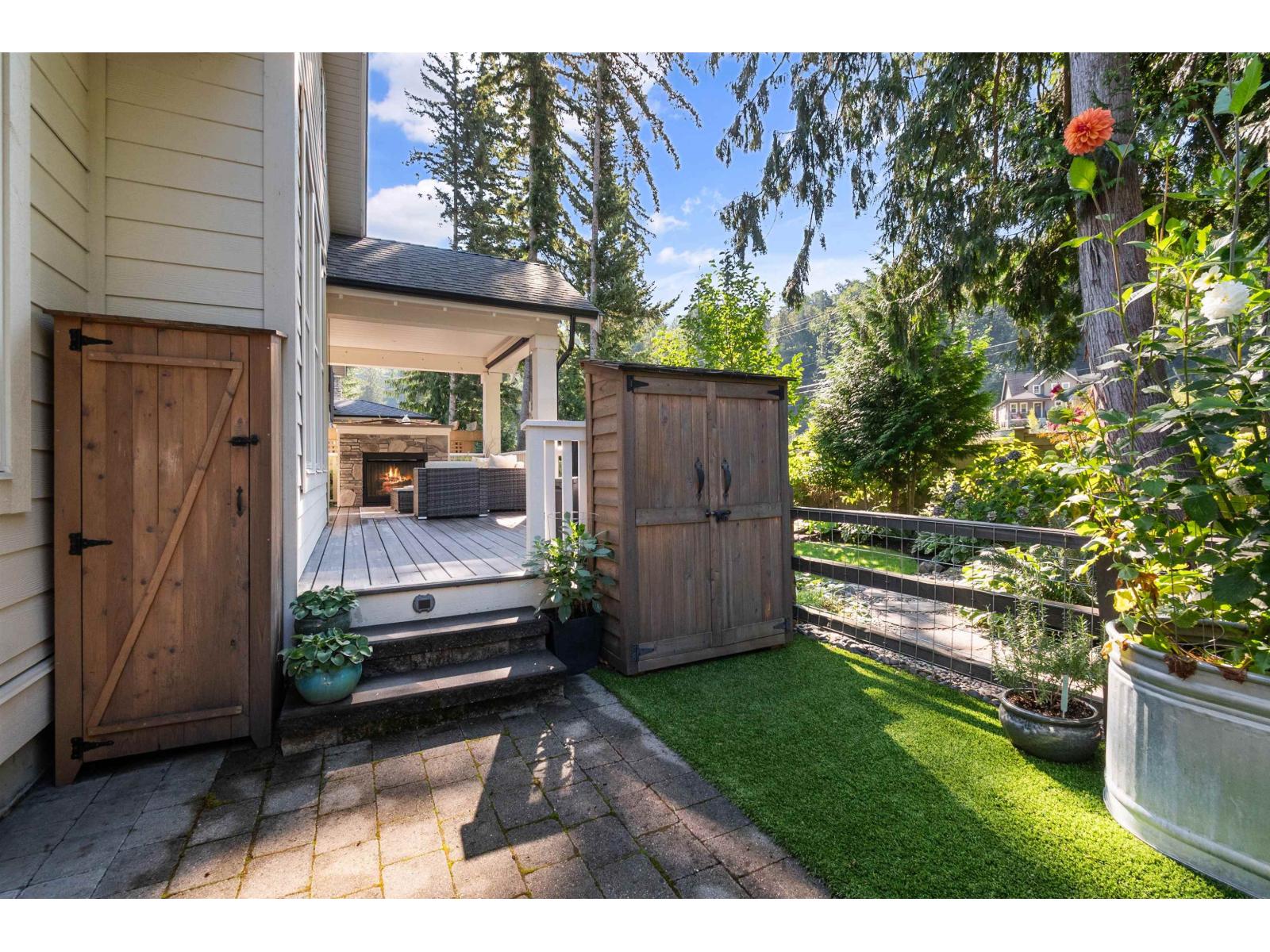 43390 Creekside Circle, Cultus Lake South, Lindell Beach, British Columbia  V2R 0Z4 - Photo 16 - R3049605