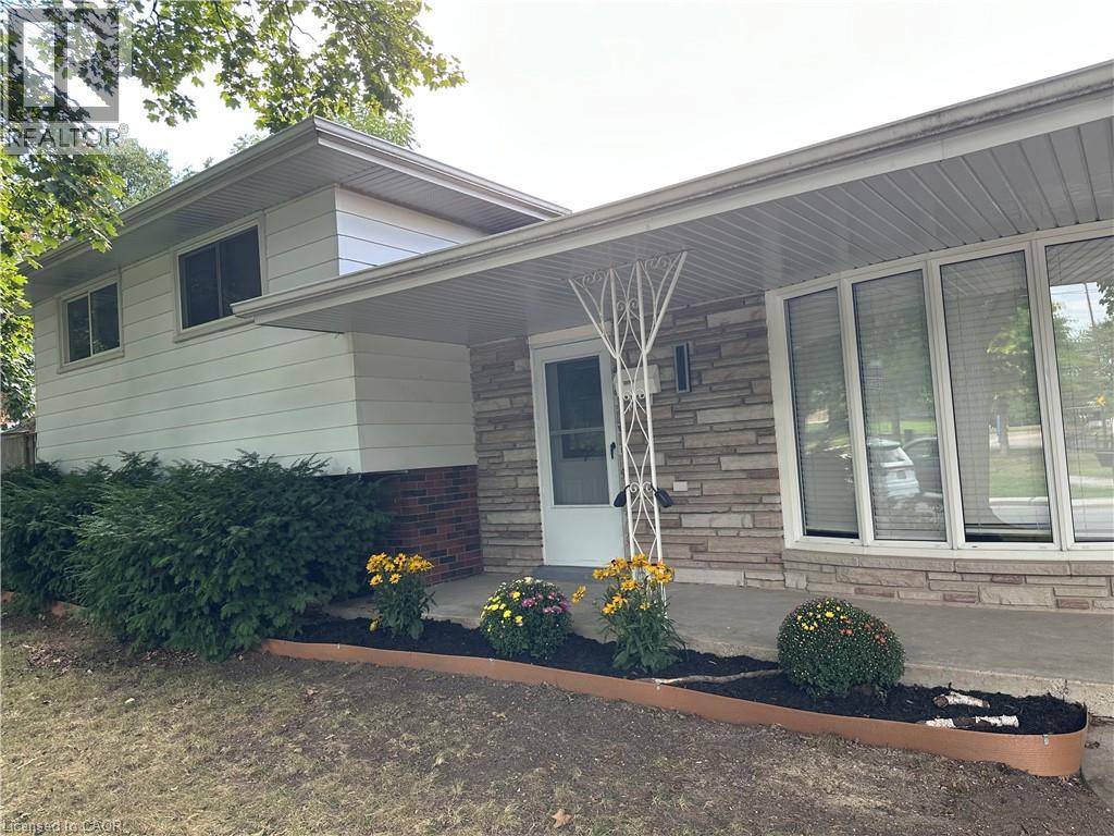 99 Hildegard Drive, Hamilton, Ontario  L8K 5S3 - Photo 2 - 40764873