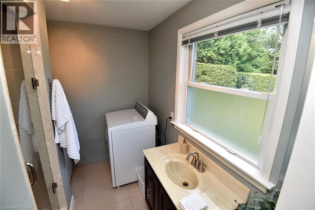 219 Strathcona Drive, Burlington, Ontario  L7L 2C7 - Photo 24 - 40764895