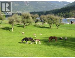 6302 MARSDEN Road, nelson, British Columbia