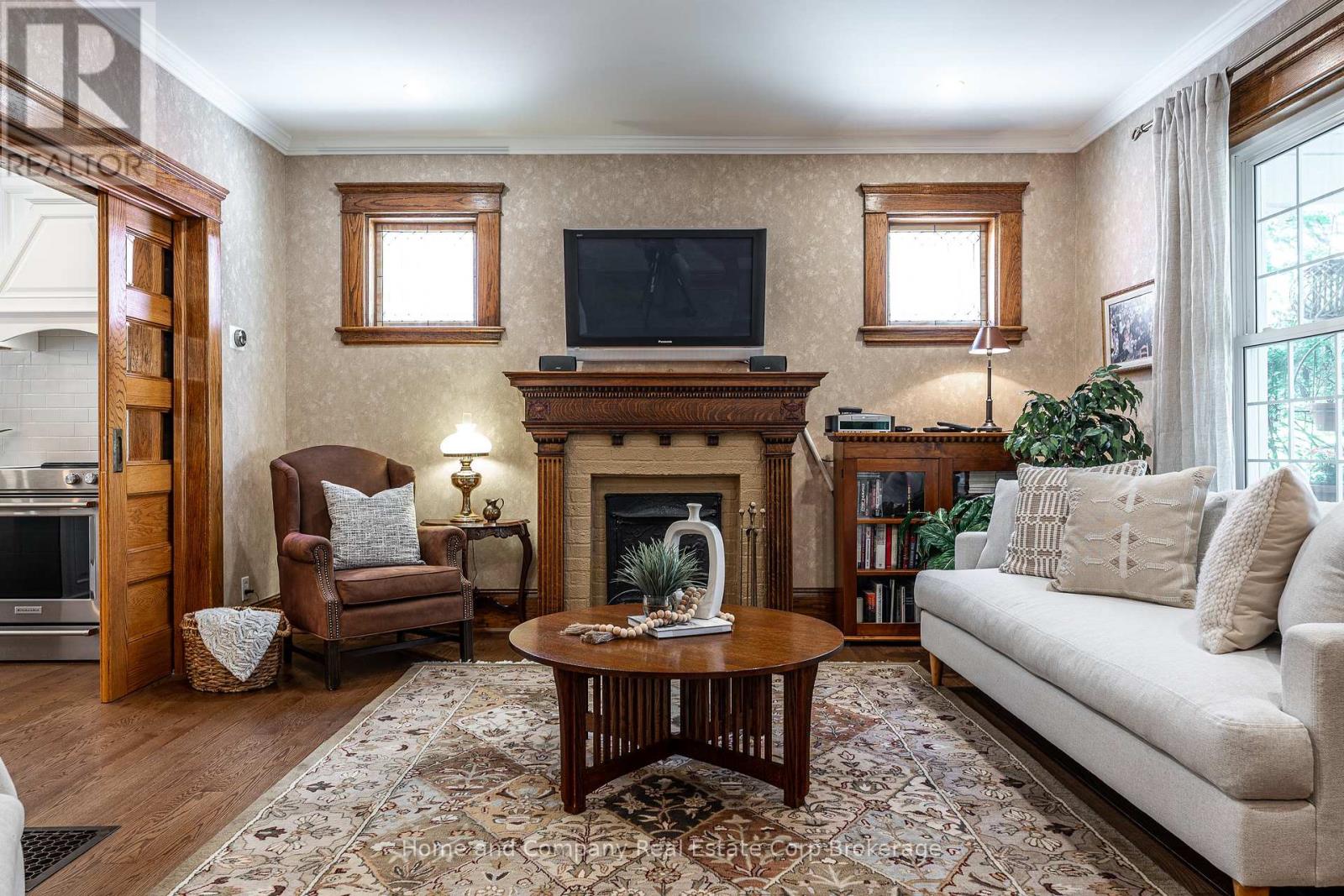 141 Norman Street, Stratford, Ontario  N5A 5S1 - Photo 2 - X12412929
