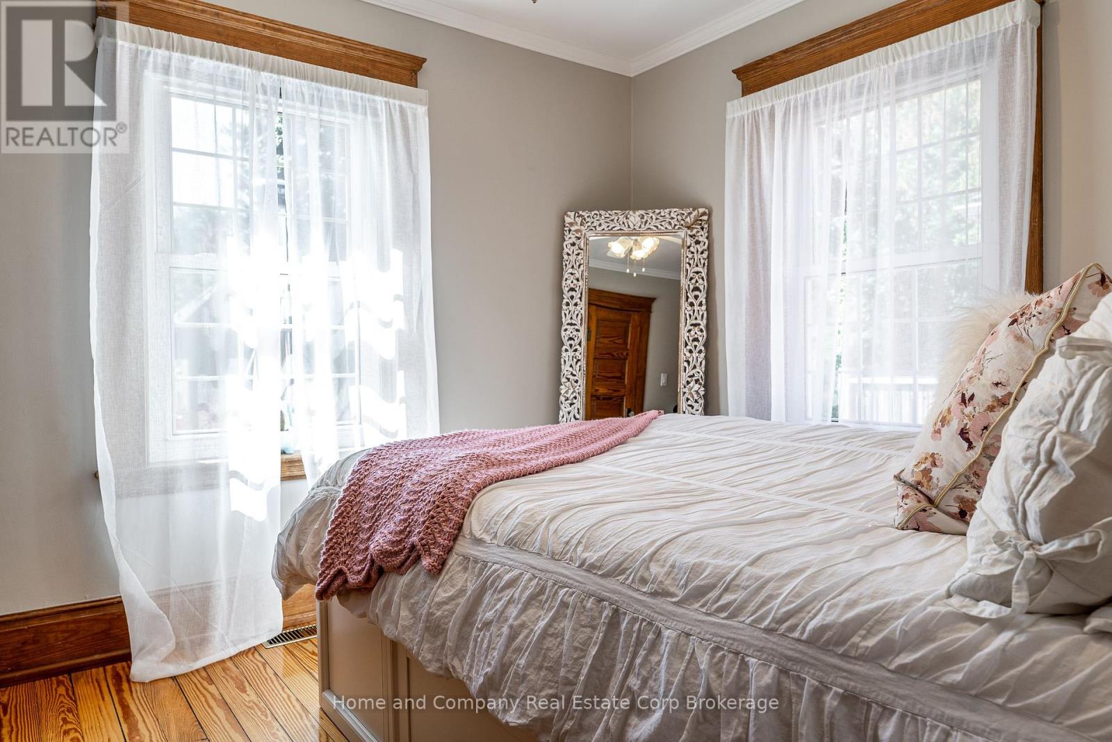 141 Norman Street, Stratford, Ontario  N5A 5S1 - Photo 30 - X12412929