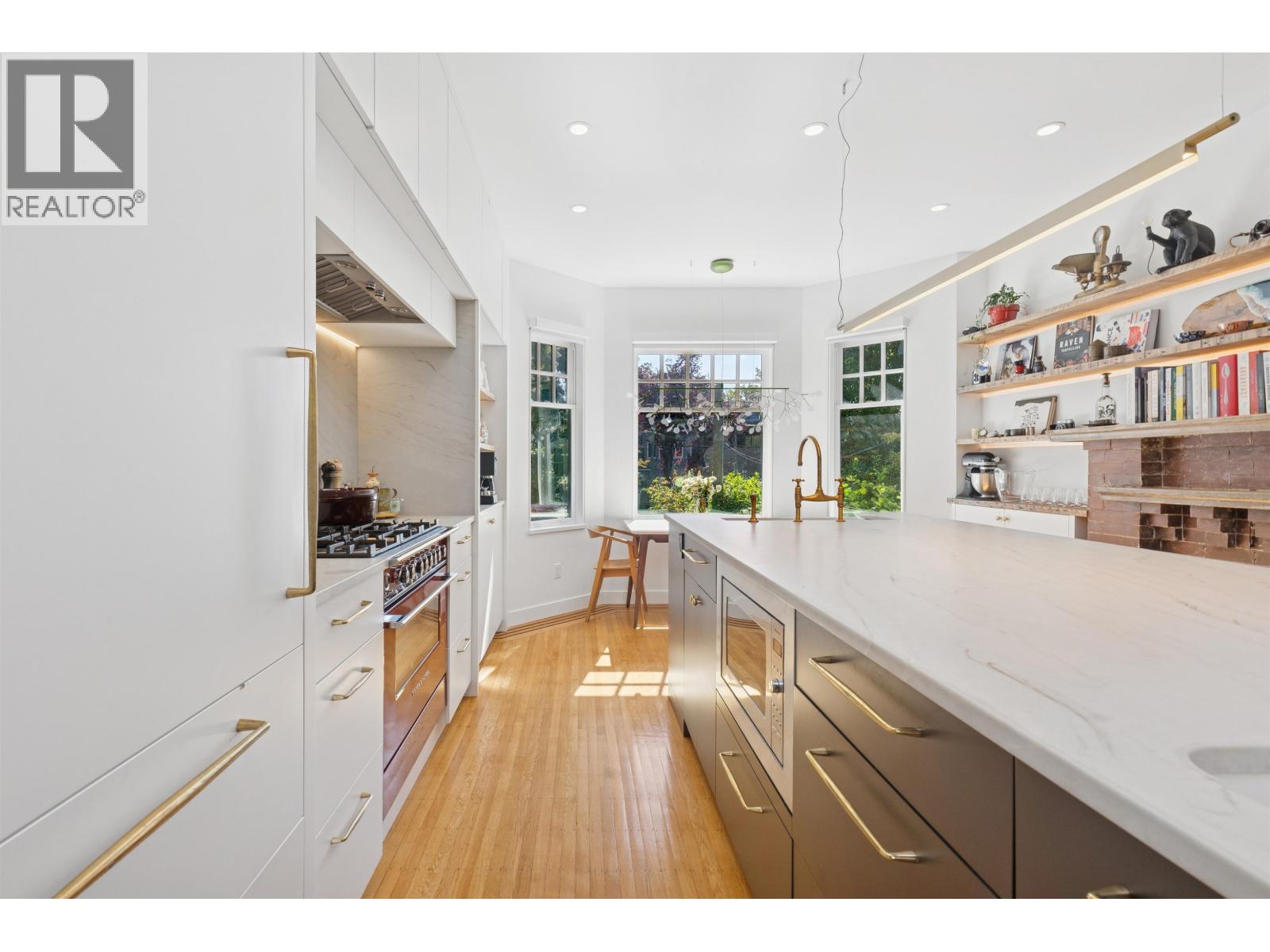 2615 W 2nd Avenue, Vancouver, British Columbia  V6K 1K1 - Photo 6 - R3049478