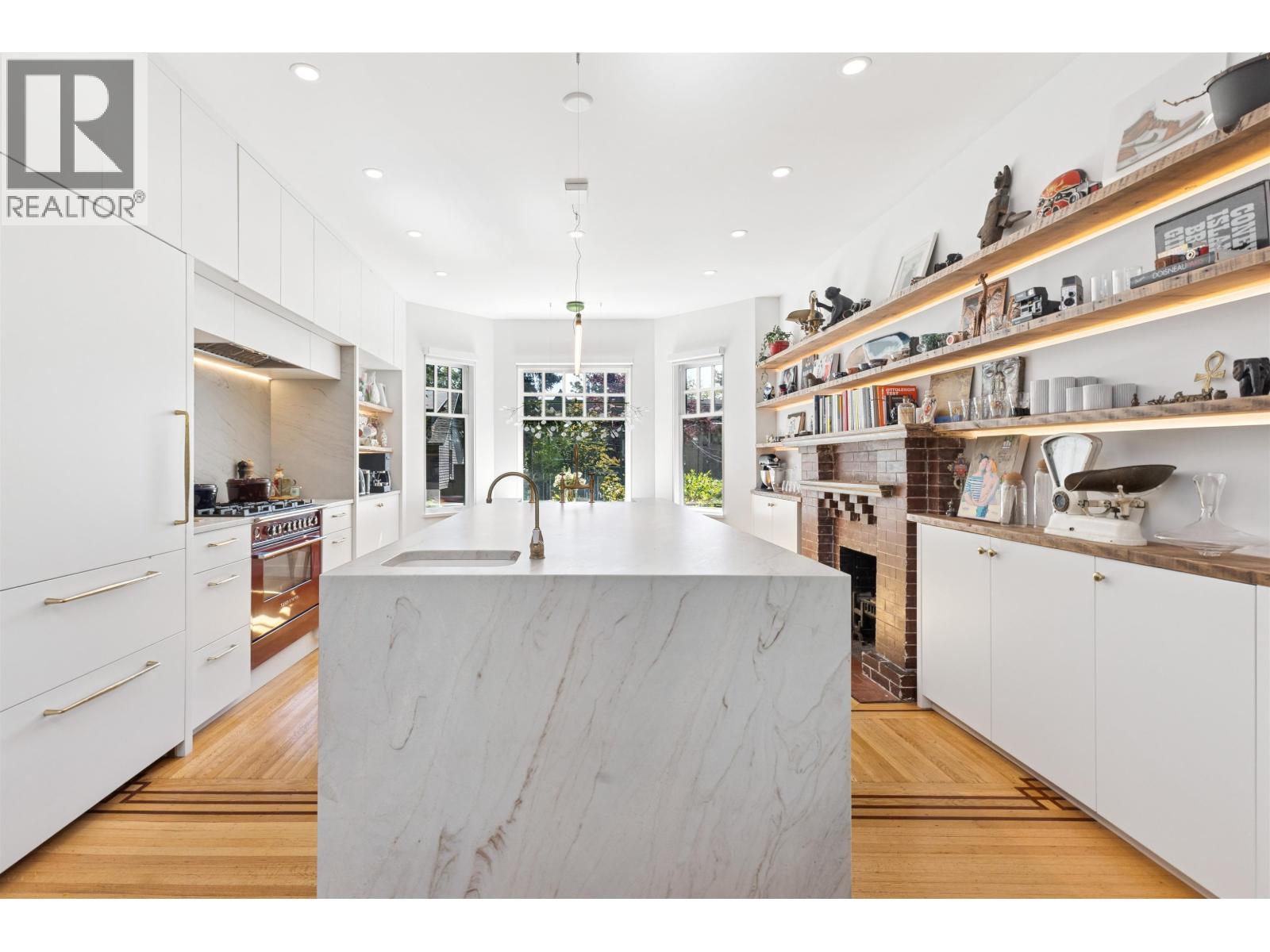 2615 W 2nd Avenue, Vancouver, British Columbia  V6K 1K1 - Photo 4 - R3049478