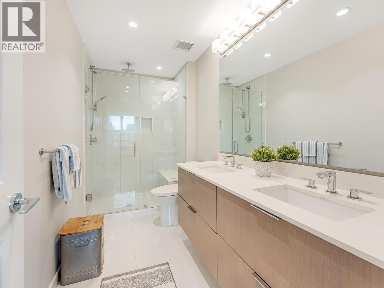 401 2651 Library Lane, North Vancouver, British Columbia  V7J 0C1 - Photo 17 - R3049600