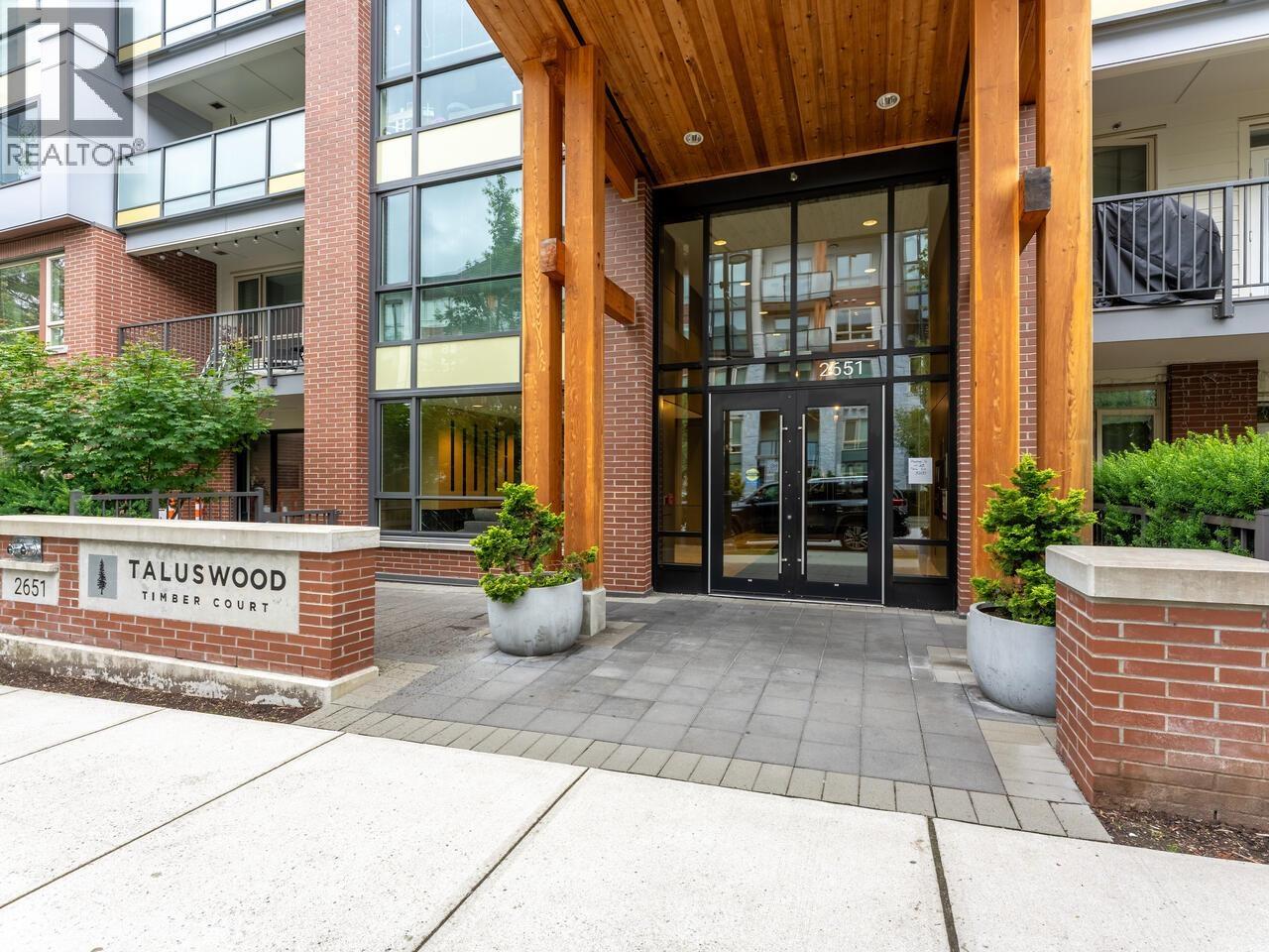 401 2651 Library Lane, North Vancouver, British Columbia  V7J 0C1 - Photo 2 - R3049600