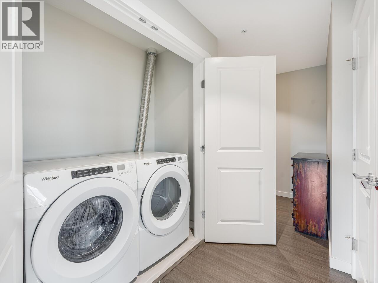 401 2651 Library Lane, North Vancouver, British Columbia  V7J 0C1 - Photo 23 - R3049600