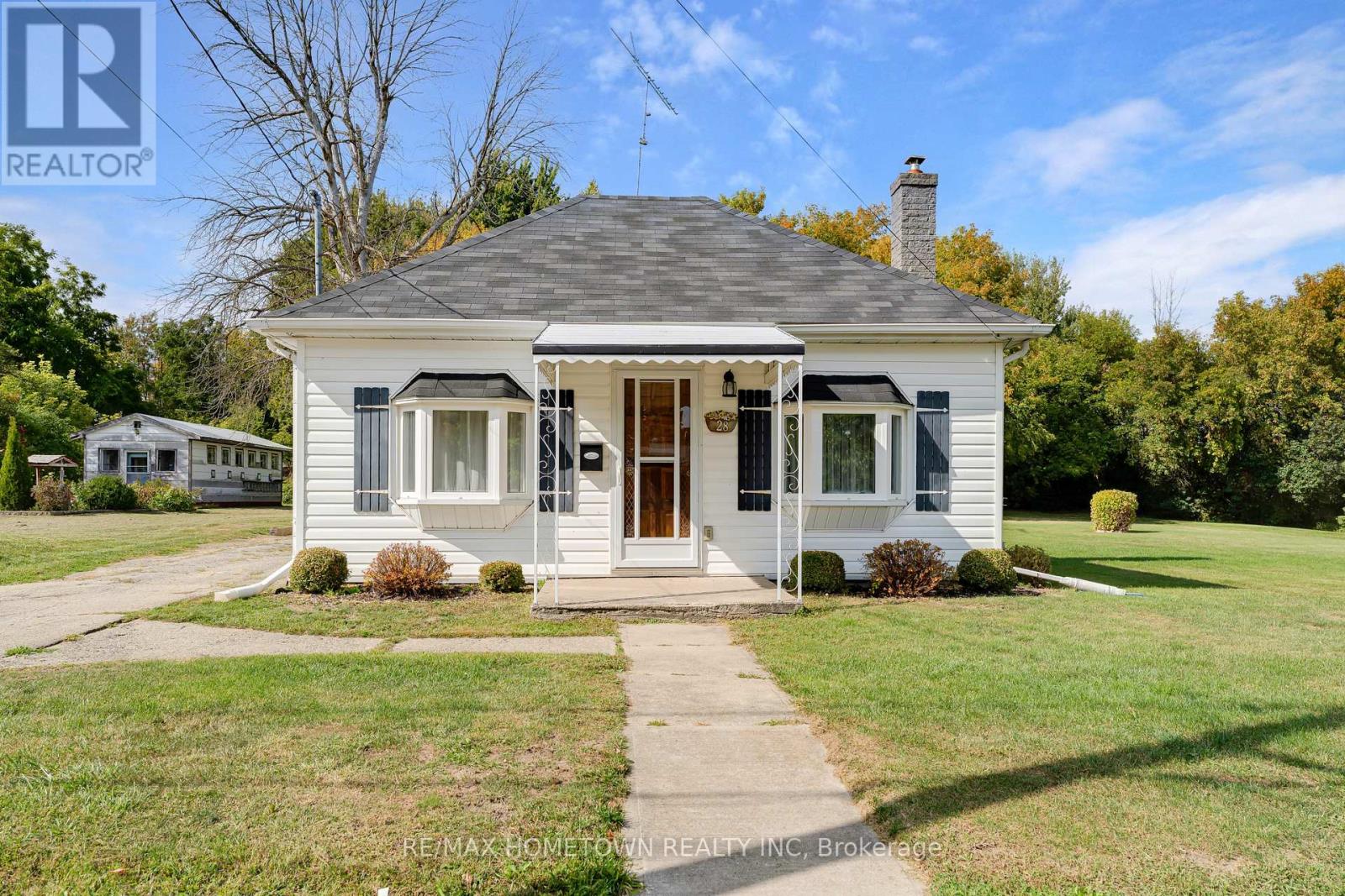 28 WILTSE STREET E, Athens, Ontario