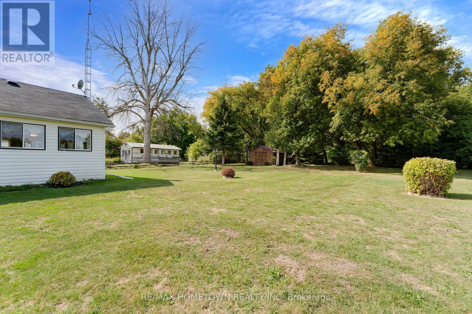 28 Wiltse Street E, Athens, Ontario  K0E 1B0 - Photo 25 - X12412925